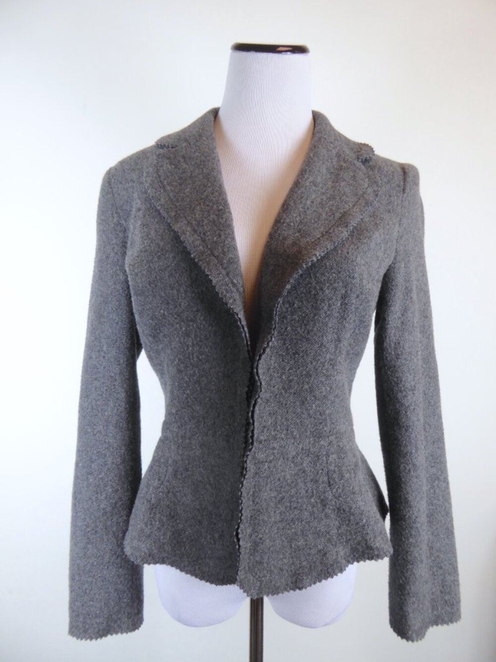 JULIA wool knit Jacket gray blazer herringbone pinked edge wool fitted 8